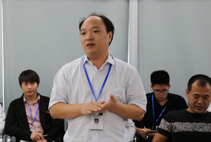朗邁2015第三季度銷售總結(jié)大會(huì)暨培訓(xùn)會(huì)議圓滿閉幕-4.jpg